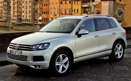 Появился в продаже новый VW Touareg